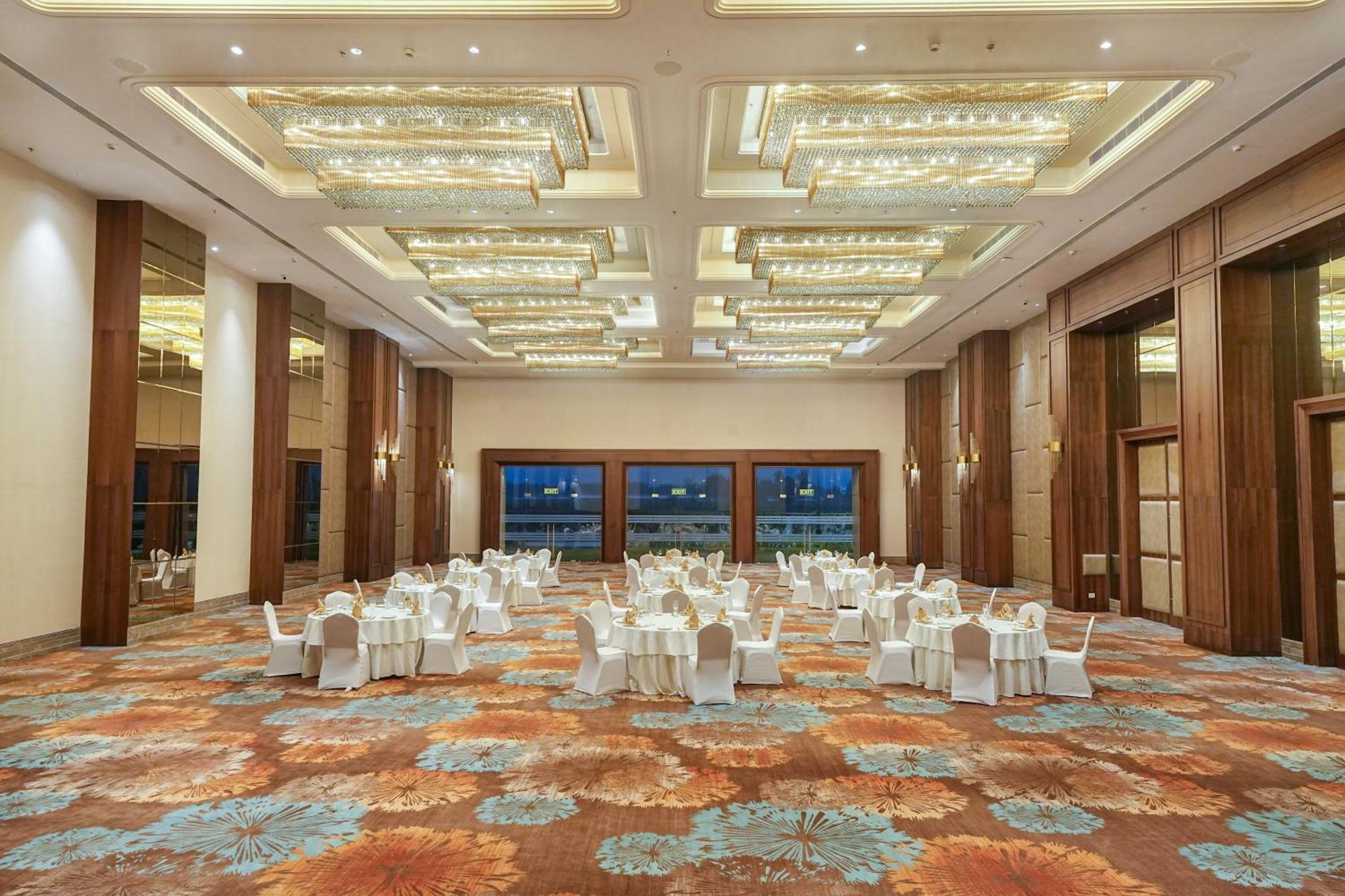 Hyatt Place Haridwār Екстериор снимка